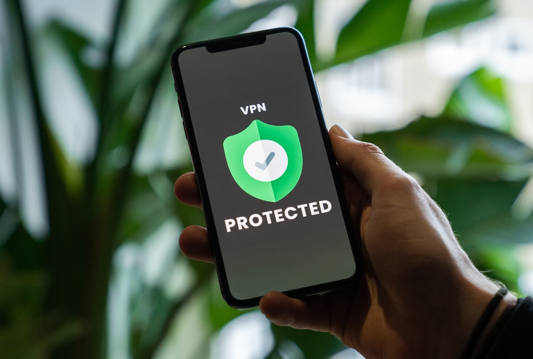 مقایسه تصویری تفاوت VPN و Proxy برای امنیت اینترنت و حریم خصوصی آنلاین
